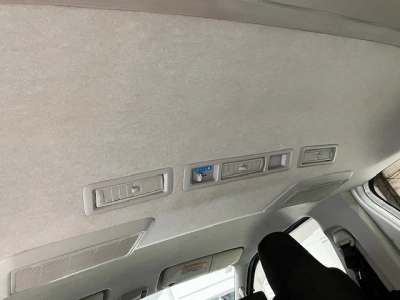 2017 Toyota Hiace DIESEL TURBO 3L 