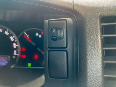 2018 Toyota Hiace 2.8L DIESEL TURBO *** BIG SALE *** WAS $34,995 _ NOW $31,595