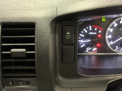 2022 Toyota Hiace =4X4= Facelift Model ** $1000 Discounted for Fuel **