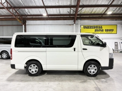 2022 Toyota Hiace =4X4= Facelift Model ** $1000 Discounted for Fuel **