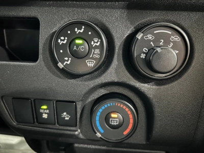 2019 Toyota Hiace ** 10 SEATER ** $4500 REDUCED $$ ** MID YEAR SALE **