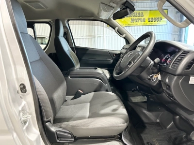 2019 Toyota Hiace ** 10 SEATER ** $4500 REDUCED $$ ** MID YEAR SALE **