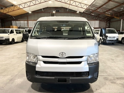 2019 Toyota Hiace ** 10 SEATER ** $4500 REDUCED $$ ** MID YEAR SALE **