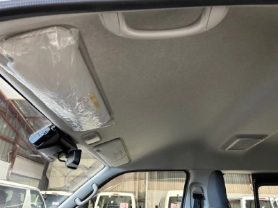 2019 Toyota Hiace ** 10 SEATER ** $4500 REDUCED $$ ** MID YEAR SALE **