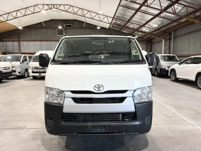 2022 Facelift Model =4X4= 6 SEATER **ONLY 96kms**