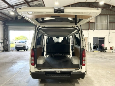2019 Toyota Hiace = 6 SEATERS = 2 Sling Doors