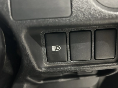 2019 Toyota Hiace = 6 SEATERS = 2 Sling Doors