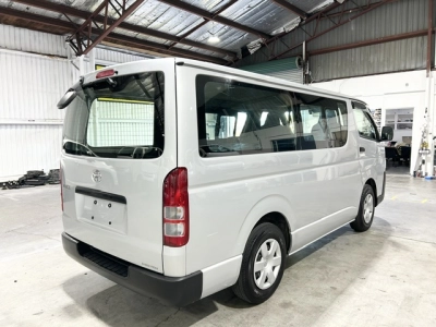 2021 Toyota Hiace Facelift Model =2WD= 6 Seaters_Rear Aircon