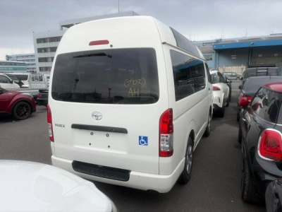 2020 Toyota Hiace 2.8L Diesel _ WELCAB 4X4 Super Low 77km