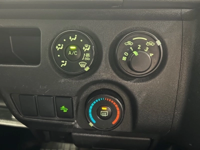 2020 Latest FACELIFT Model Toyota Hiace *** 4WD 4WD 4WD *** $4000 REDUCED