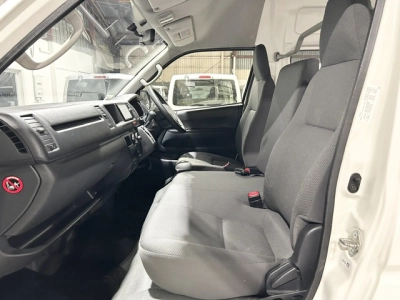 2017 Toyota Hiace SUPER LONG WHEEL BASE / GL PACKAGE / 4X4