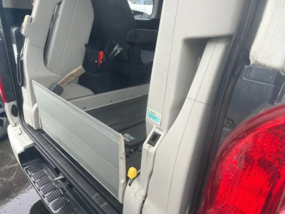 2017 Toyota Hiace WELCAB 3L Diesel Turbo 4X4