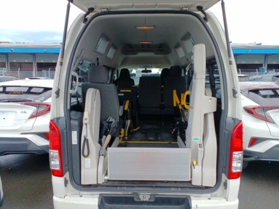 2017 Toyota Hiace WELCAB 3L Diesel Turbo 4X4